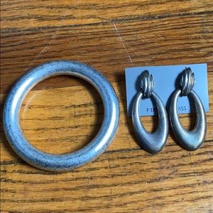 Costume Jewelry Earring and Bangle Set